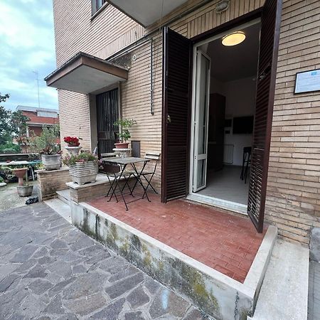 Roma Chic Residenza Gemelli Apartment Exterior photo