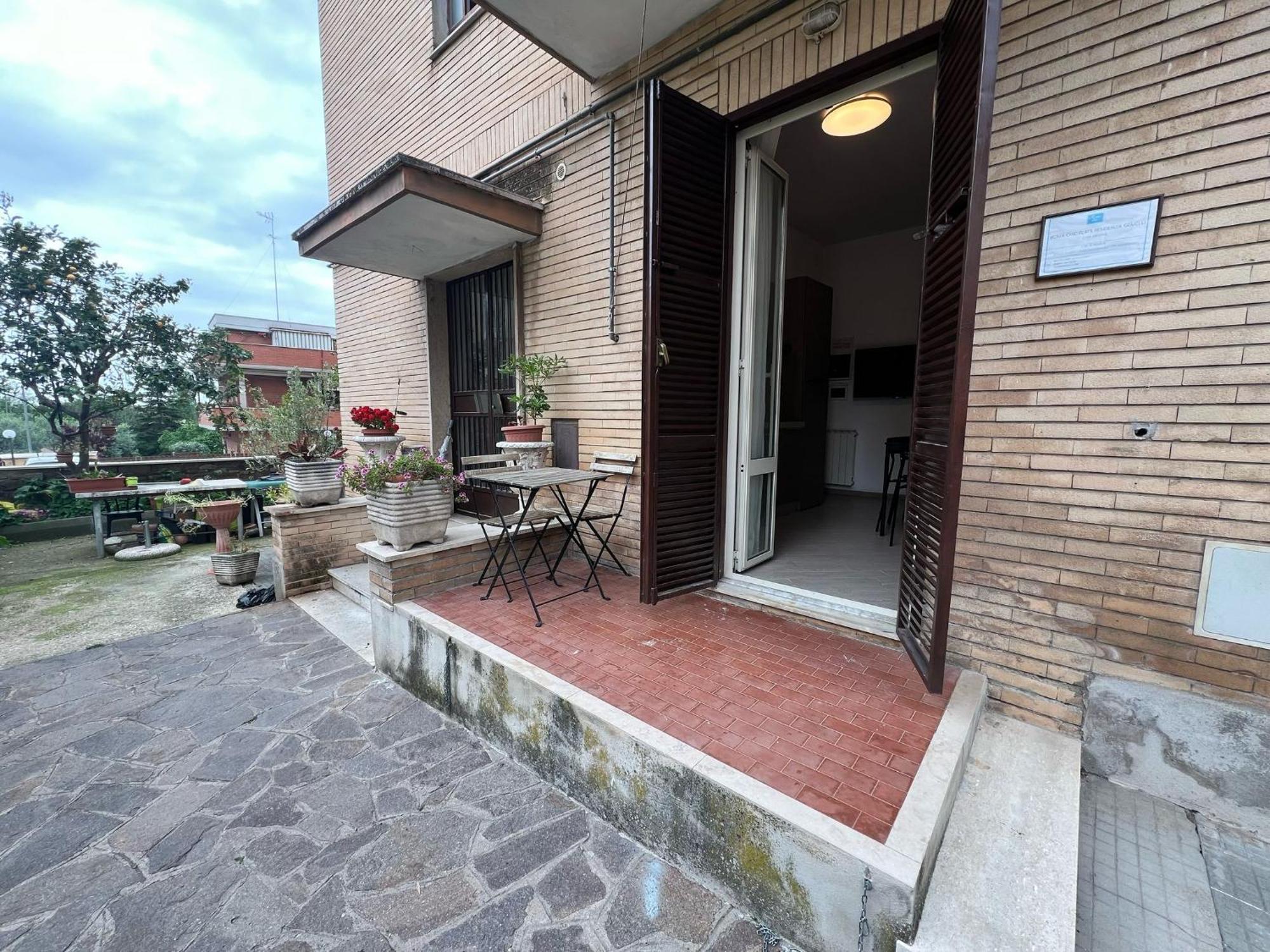 Roma Chic Residenza Gemelli Apartment Exterior photo