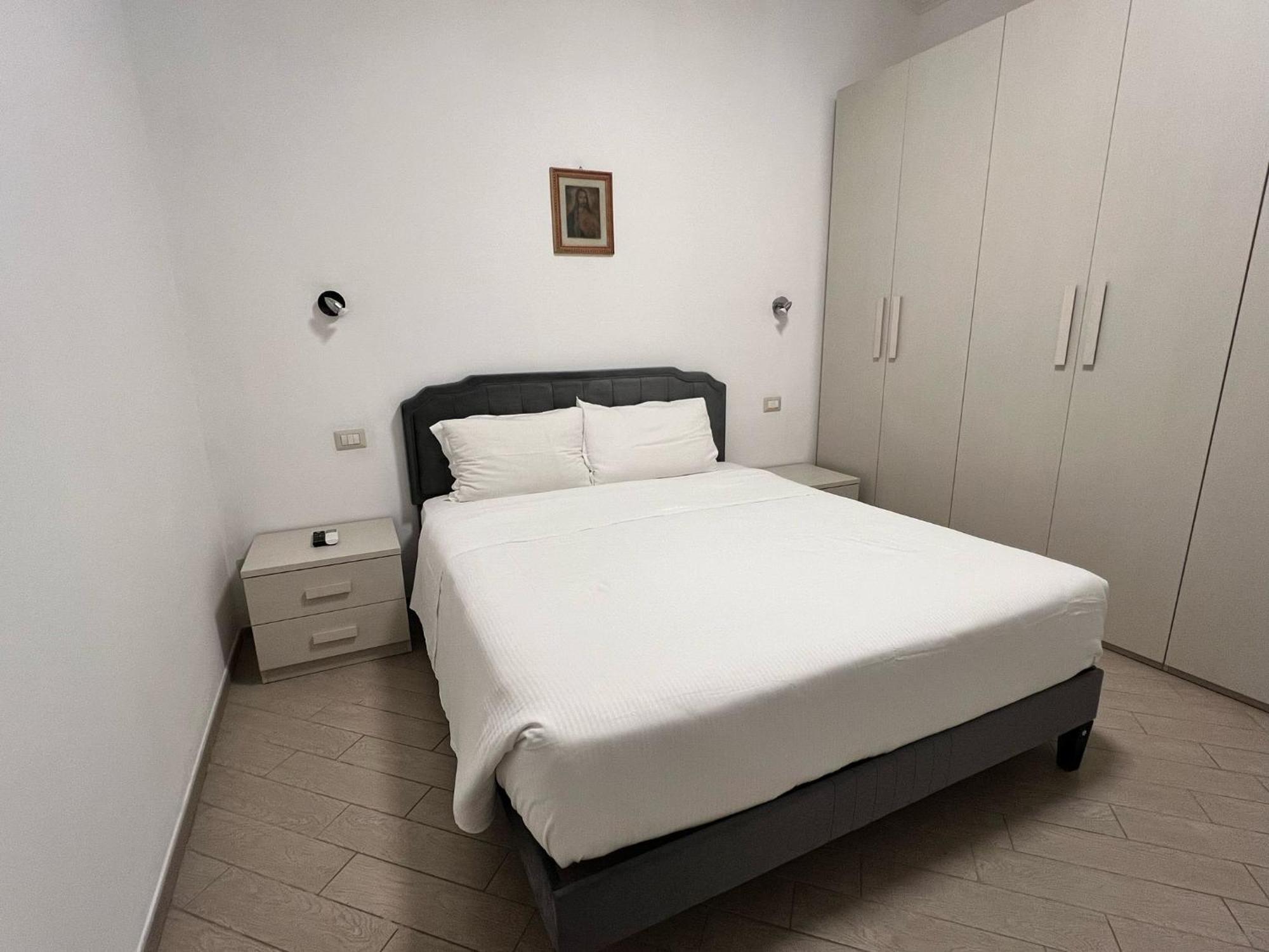 Roma Chic Residenza Gemelli Apartment Exterior photo