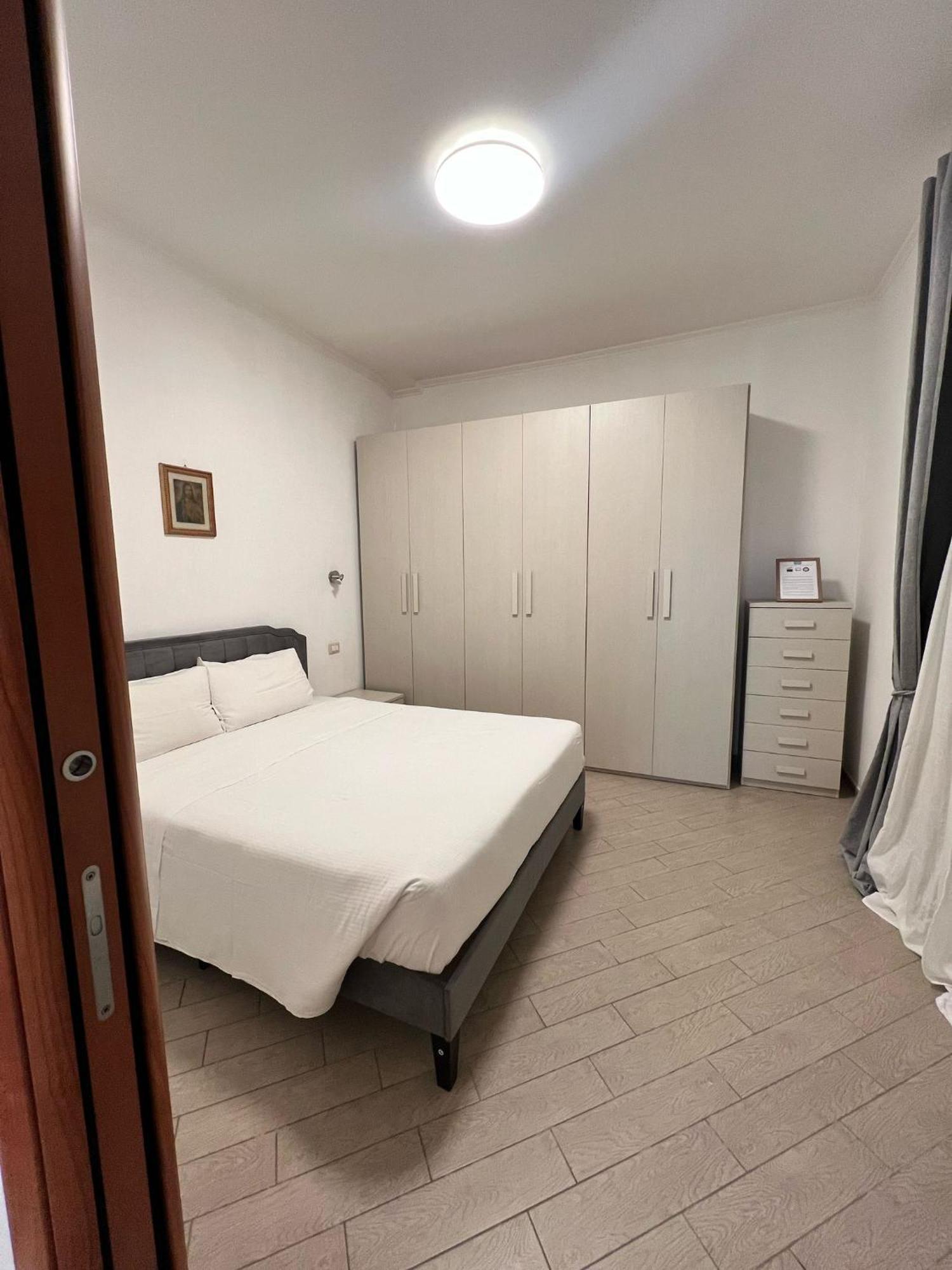 Roma Chic Residenza Gemelli Apartment Exterior photo