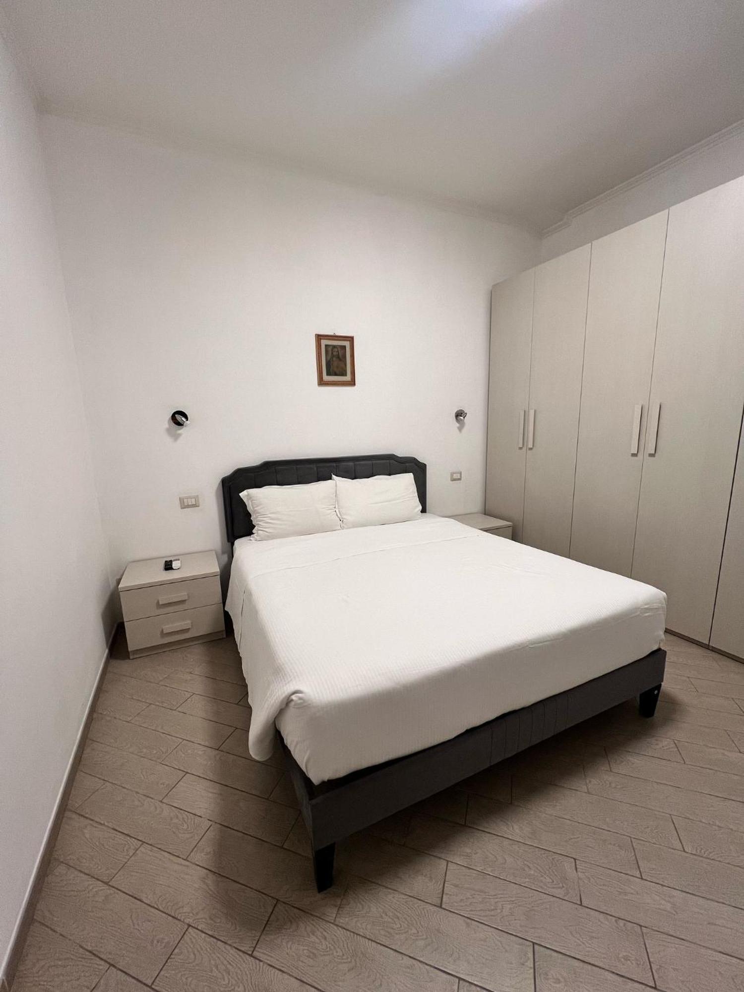 Roma Chic Residenza Gemelli Apartment Exterior photo